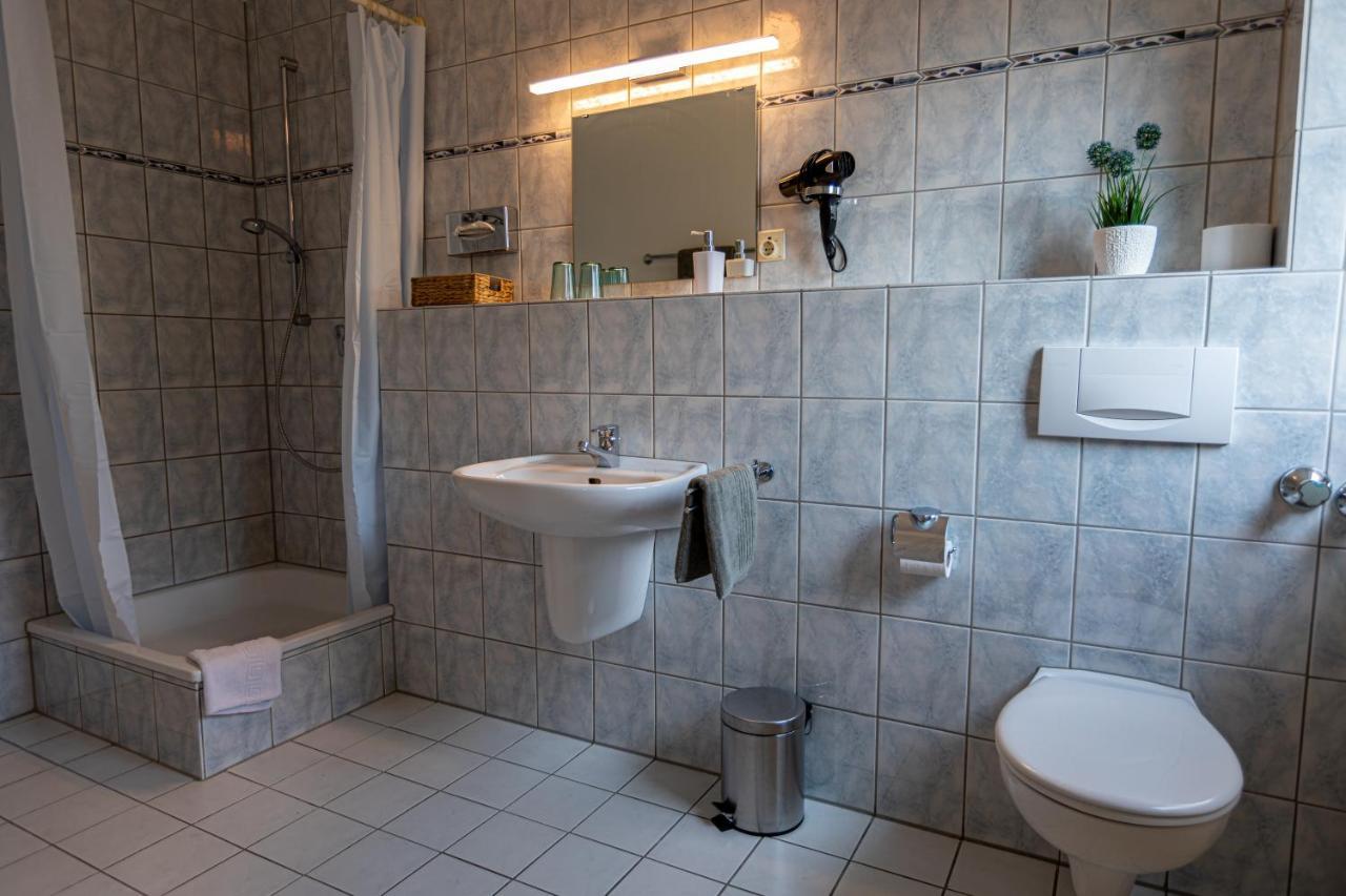 Hotel St. Peter Dormagen Eksteriør billede